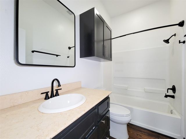 1904 Davis Street, Houston, TX 77026