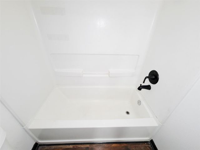 1904 Davis Street, Houston, TX 77026