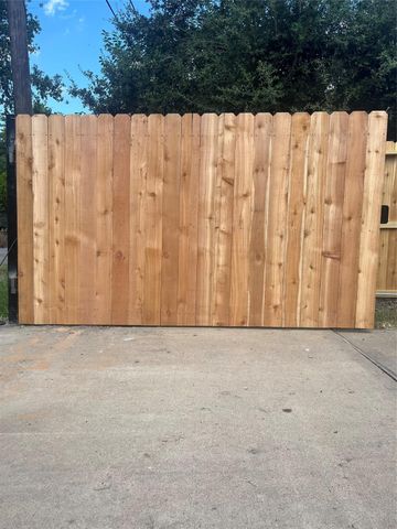 1904 Davis Street, Houston, TX 77026