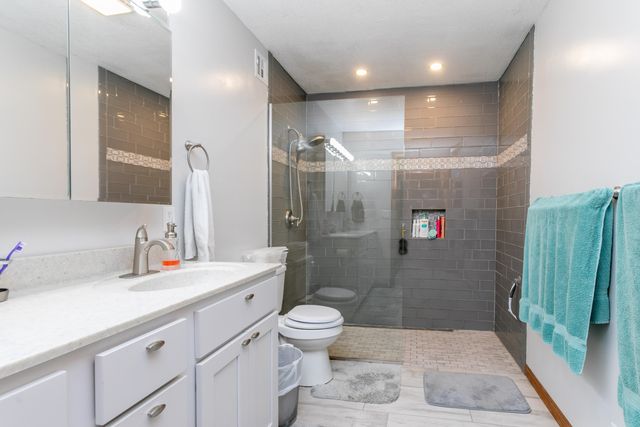 10673 AUDRAIN RD 973, Centralia, MO 65240