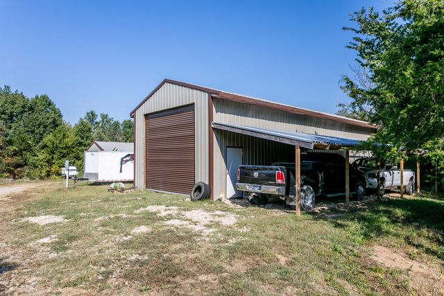 10673 AUDRAIN RD 973, Centralia, MO 65240