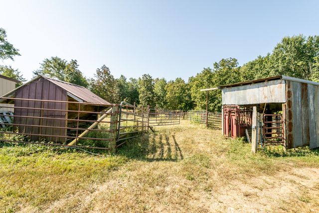 10673 AUDRAIN RD 973, Centralia, MO 65240