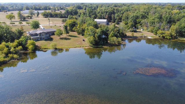 10673 AUDRAIN RD 973, Centralia, MO 65240