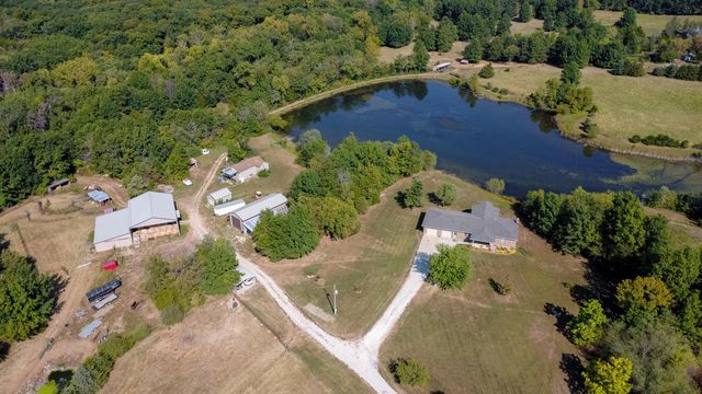 10673 AUDRAIN RD 973, Centralia, MO 65240