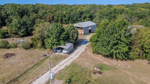 10673 AUDRAIN RD 973, Centralia, MO 65240