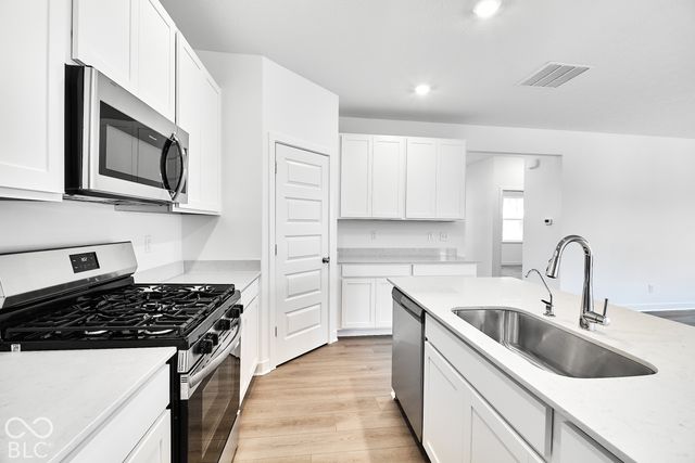 394 Eisenhower Street, Fortville, IN 46040