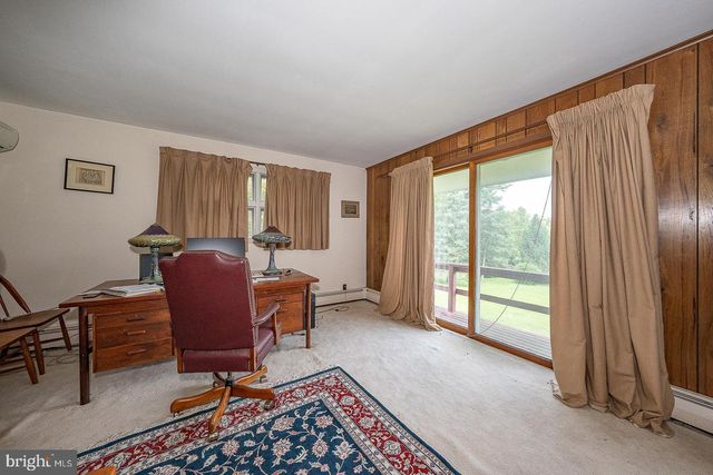 1011 N VALLEY RD, Paoli, PA 19301