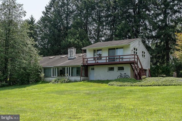 1011 N VALLEY RD, Paoli, PA 19301