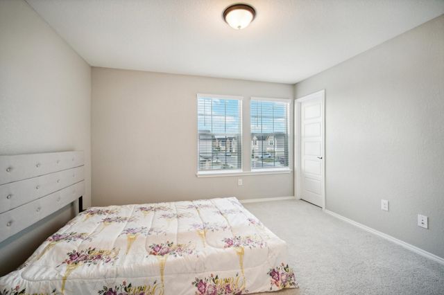 7102 Summer Tanager DR 16, Austin, TX 78744