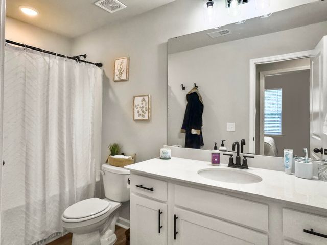 8318 Childs Cove, North Charleston, SC 29418