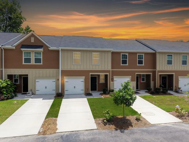 8318 Childs Cove, North Charleston, SC 29418