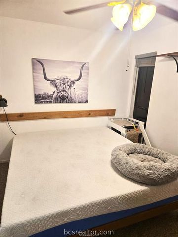 4505 Carter Creek Parkway 8, Bryan, TX 77802