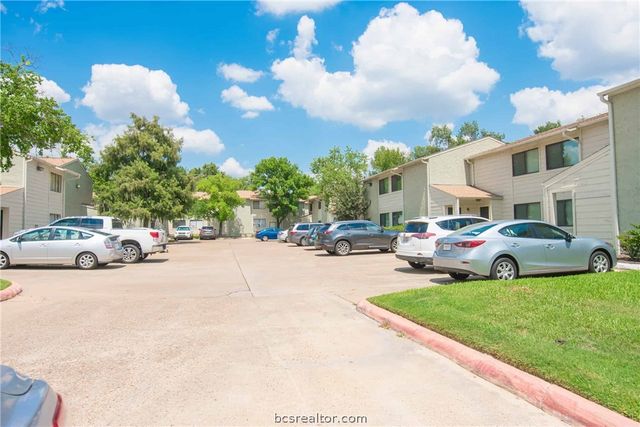 4505 Carter Creek Parkway 8, Bryan, TX 77802