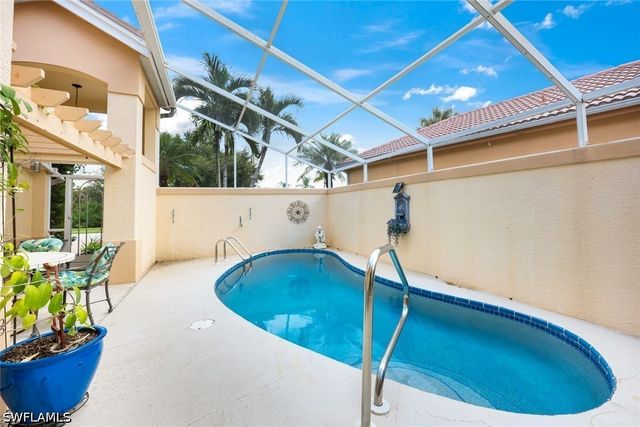129 Sabal Lake DR, Naples, FL 34104