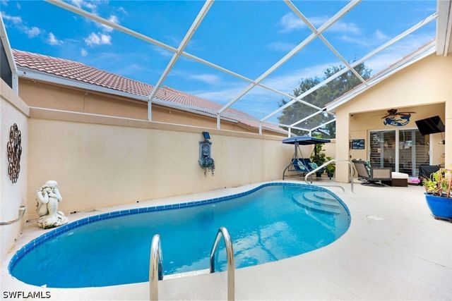 129 Sabal Lake DR, Naples, FL 34104