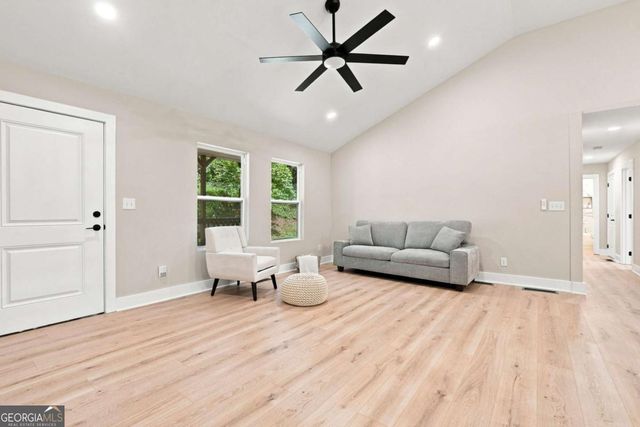 283 Ash Circle, Waleska, GA 30183