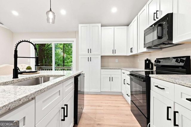 283 Ash Circle, Waleska, GA 30183