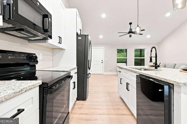 283 Ash Circle, Waleska, GA 30183