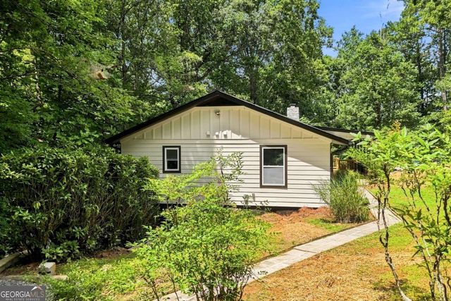 283 Ash Circle, Waleska, GA 30183