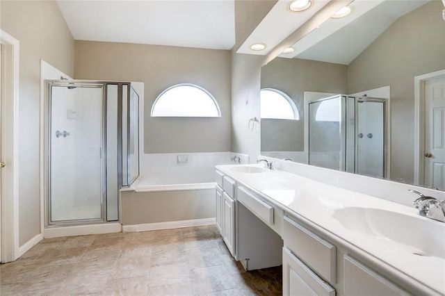 4822 Silverlake Drive, Sugar Land, TX 77479