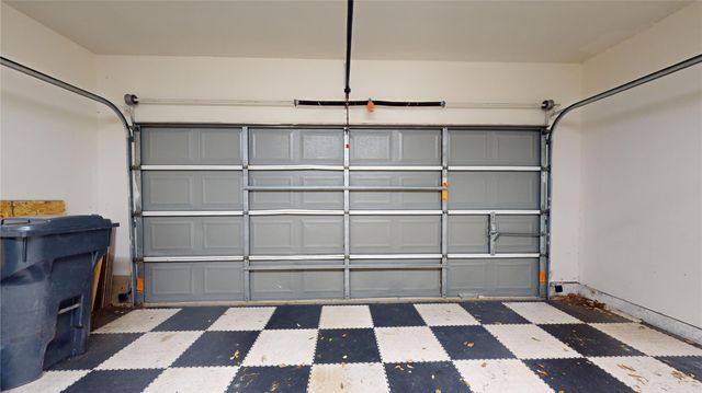 4822 Silverlake Drive, Sugar Land, TX 77479