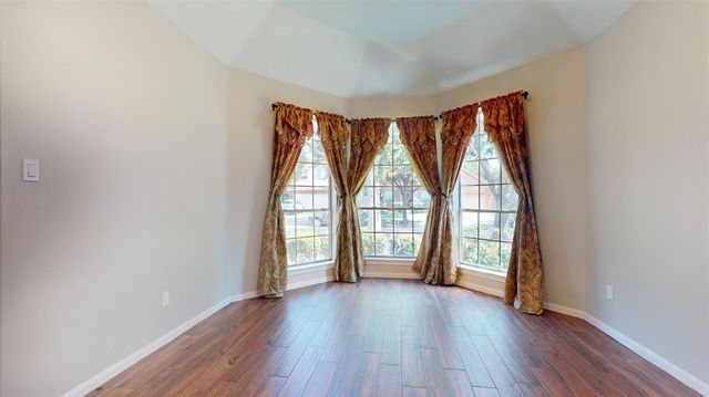 4822 Silverlake Drive, Sugar Land, TX 77479