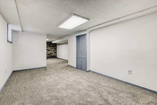 1508 Mcafee Street, Saint Paul, MN 55106