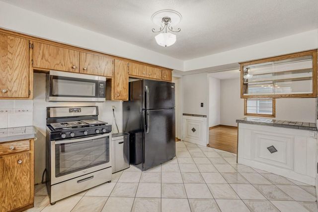 1508 Mcafee Street, Saint Paul, MN 55106