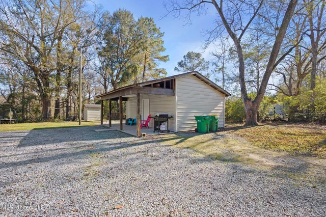7601 Jim Ramsay Road, Vancleave, MS 39565