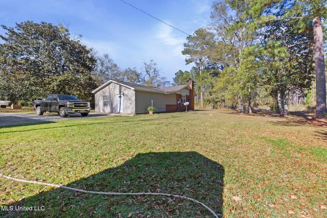 7601 Jim Ramsay Road, Vancleave, MS 39565