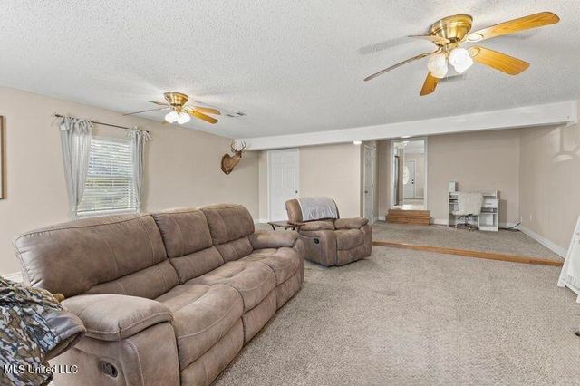 7601 Jim Ramsay Road, Vancleave, MS 39565