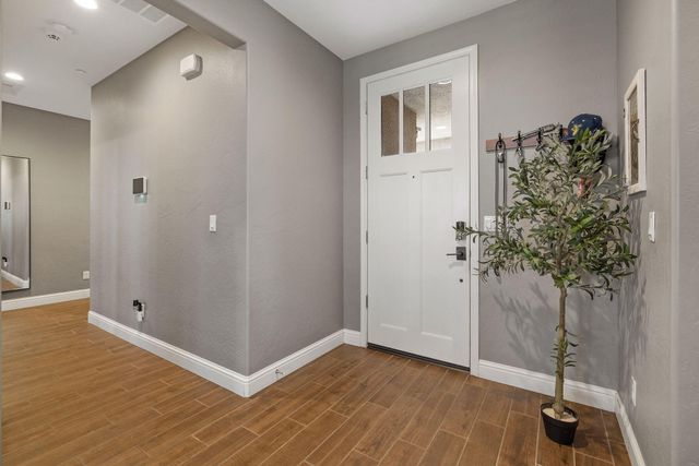 3430 Spring Sails Avenue, Tulare, CA 93274