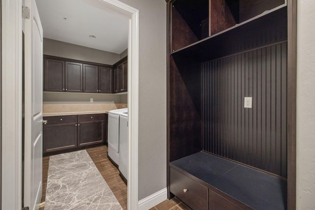 3430 Spring Sails Avenue, Tulare, CA 93274