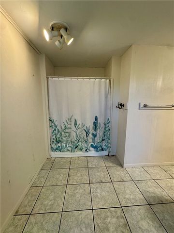 24748 County Road 350, Mathis, TX 78368