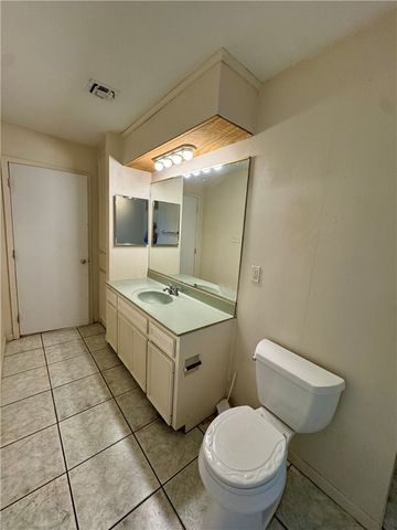 24748 County Road 350, Mathis, TX 78368