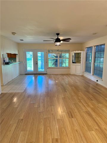 24748 County Road 350, Mathis, TX 78368