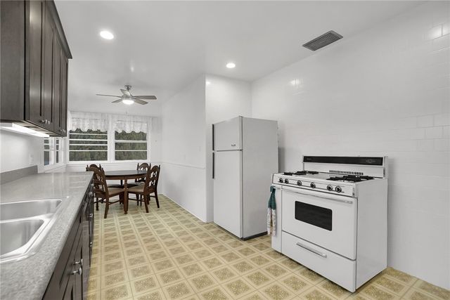 824 De La Fuente Street, Monterey Park, CA 91754