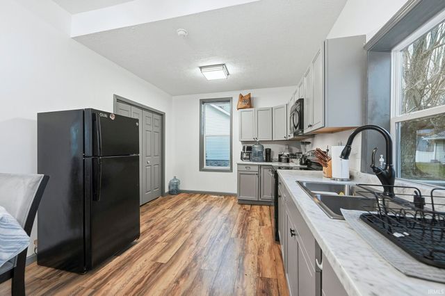 202 W Central Avenue, Lagrange, IN 46761