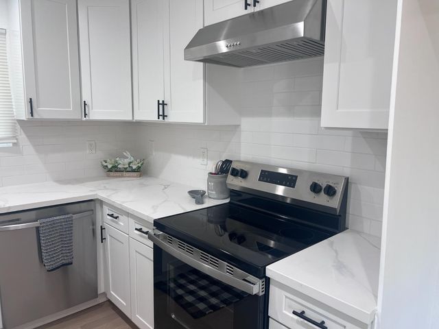 2952 E Gettysburg Avenue, Fresno, CA 93726