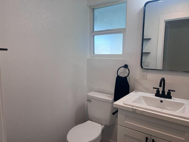 2952 E Gettysburg Avenue, Fresno, CA 93726