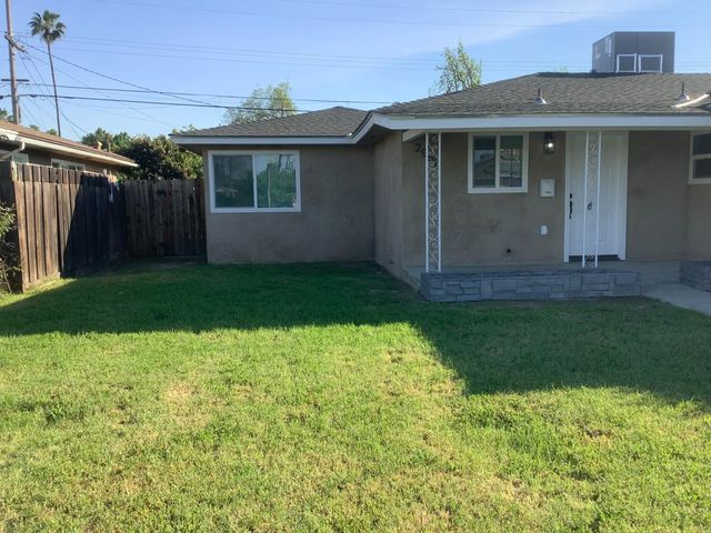 2952 E Gettysburg Avenue, Fresno, CA 93726
