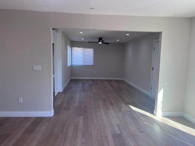 2952 E Gettysburg Avenue, Fresno, CA 93726