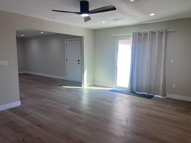 2952 E Gettysburg Avenue, Fresno, CA 93726