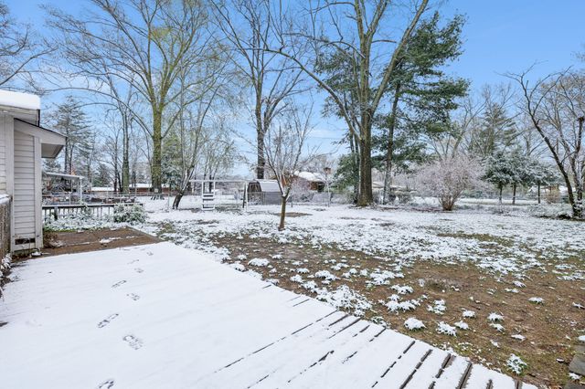 521 Westwood Dr, Tullahoma, TN 37388