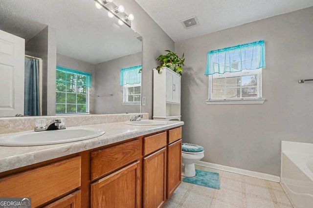 4967 Wolfcreek View, College Park, GA 30349