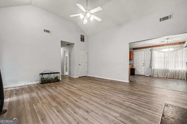 4967 Wolfcreek View, College Park, GA 30349