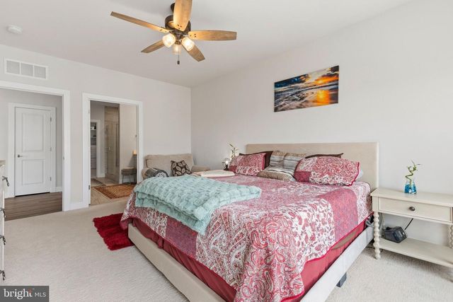 104 SAINT IVES PL, Oxon Hill, MD 20745
