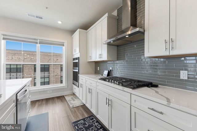104 SAINT IVES PL, Oxon Hill, MD 20745