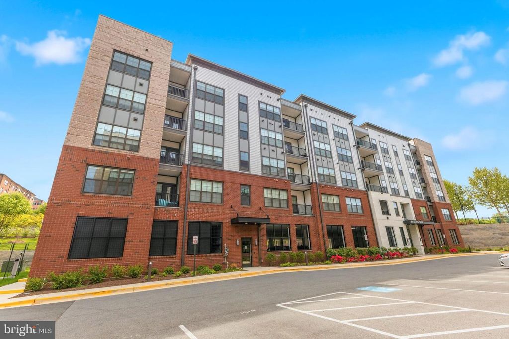 104 SAINT IVES PL, Oxon Hill, MD 20745