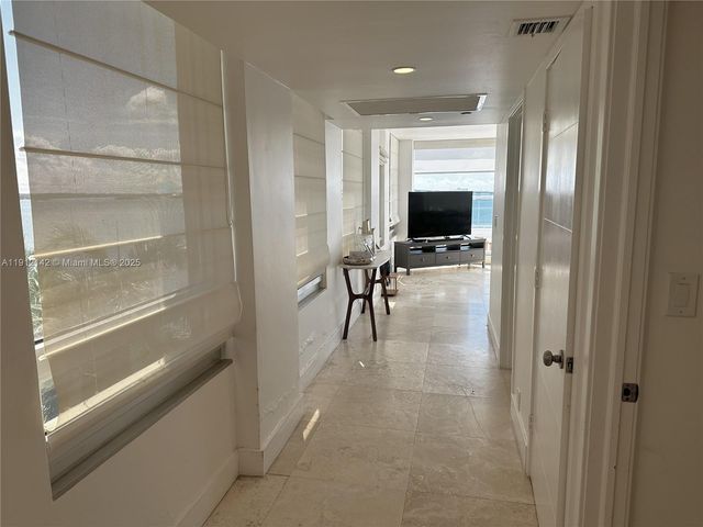 1541 Brickell Ave C608, Miami, FL 33129
